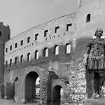 Porta Palatina Daire *